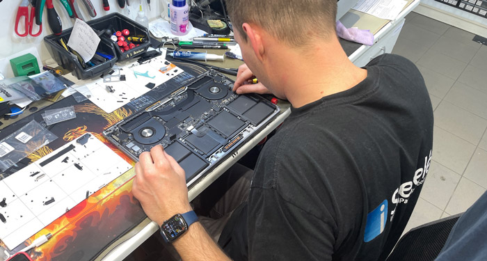MacBook Pro karbantartás